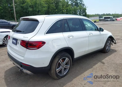 2021 Mercedes-Benz Glc 300 4Matic Suv z USA, uszkodzony, nr VIN W1N0G8EB1MV322250